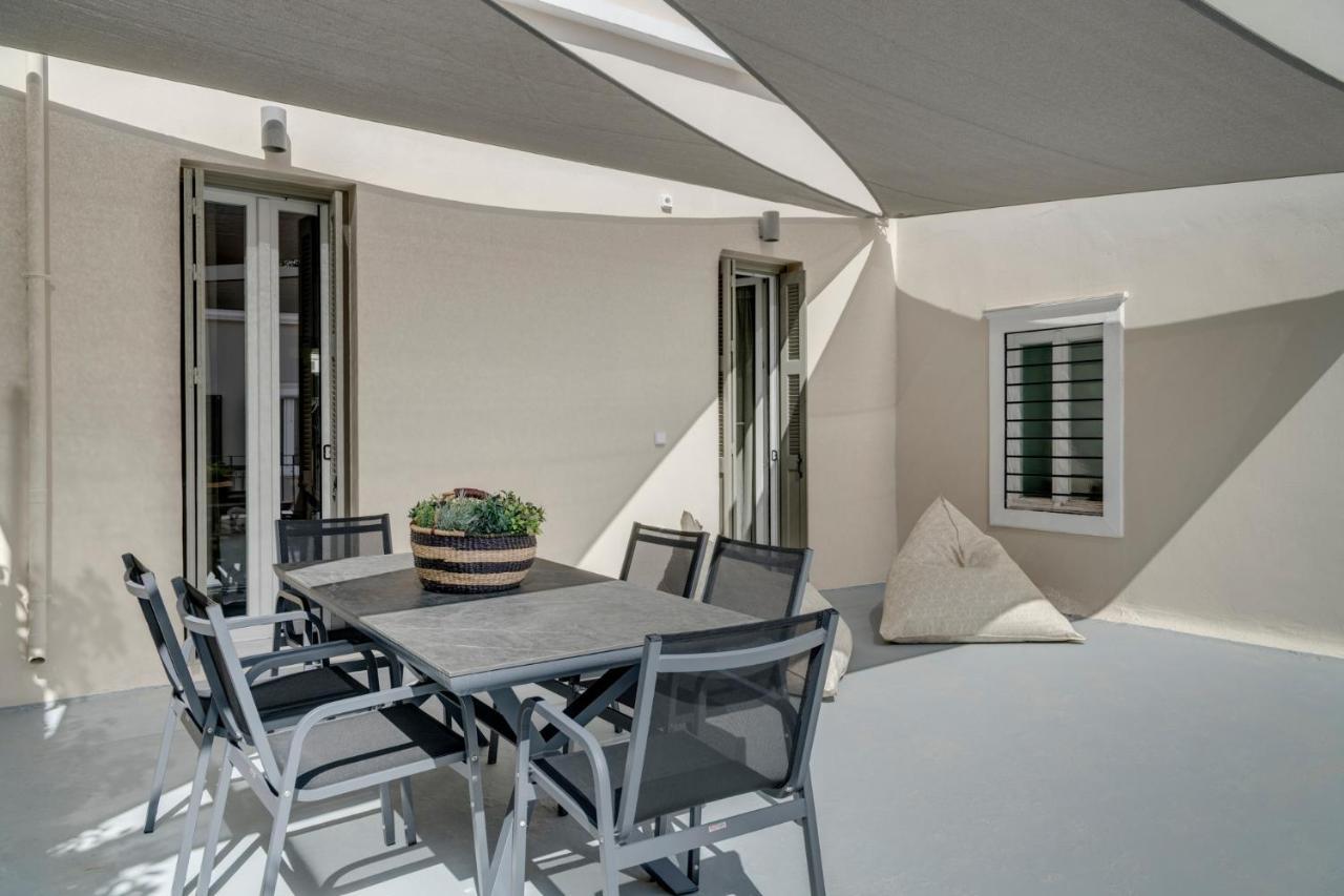 The Heart Of Syra - Your Home In Ermoupolis Exterior foto