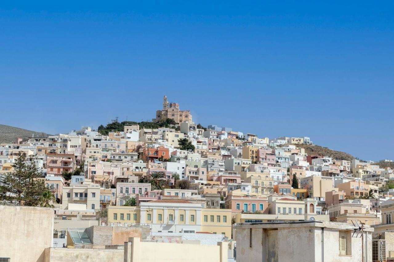The Heart Of Syra - Your Home In Ermoupolis Exterior foto