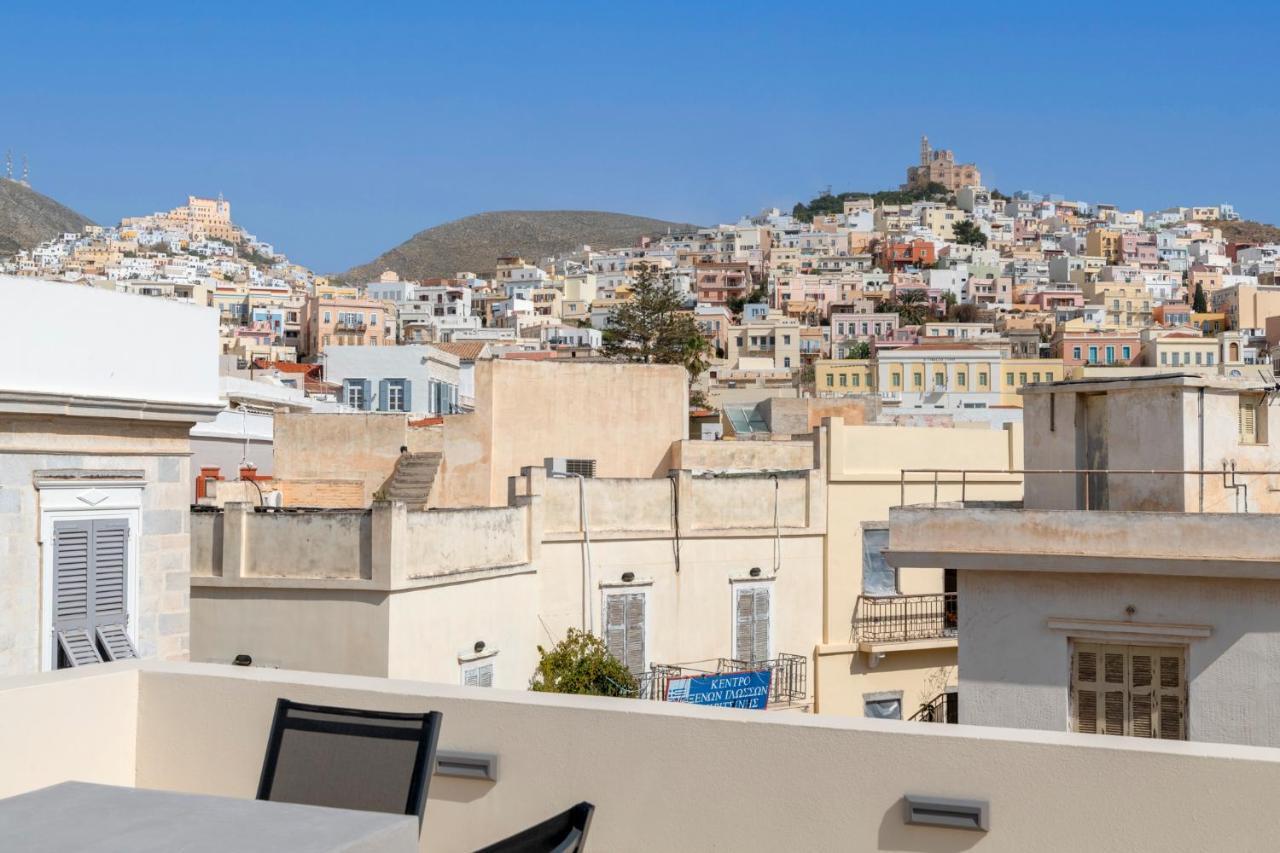 The Heart Of Syra - Your Home In Ermoupolis Exterior foto